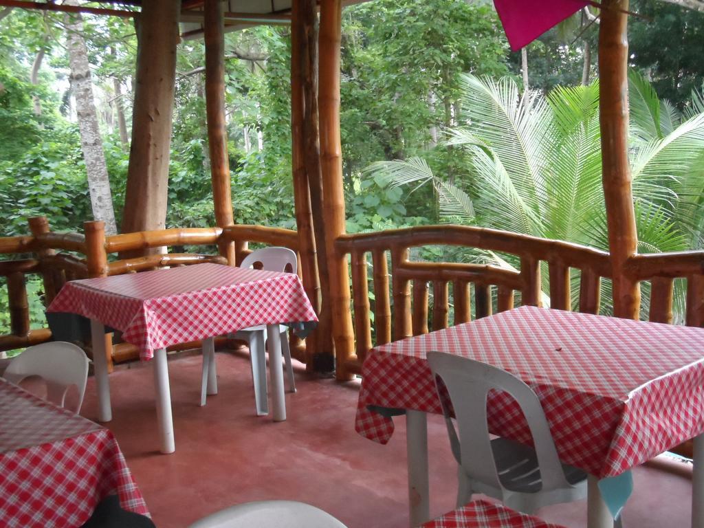 Victoria Guest House And Cottages Puerto Princesa ภายนอก รูปภาพ