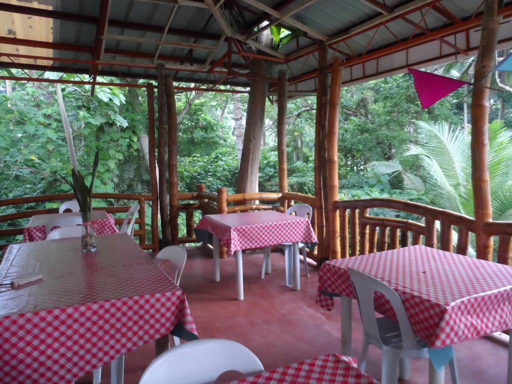 Victoria Guest House And Cottages Puerto Princesa ภายนอก รูปภาพ