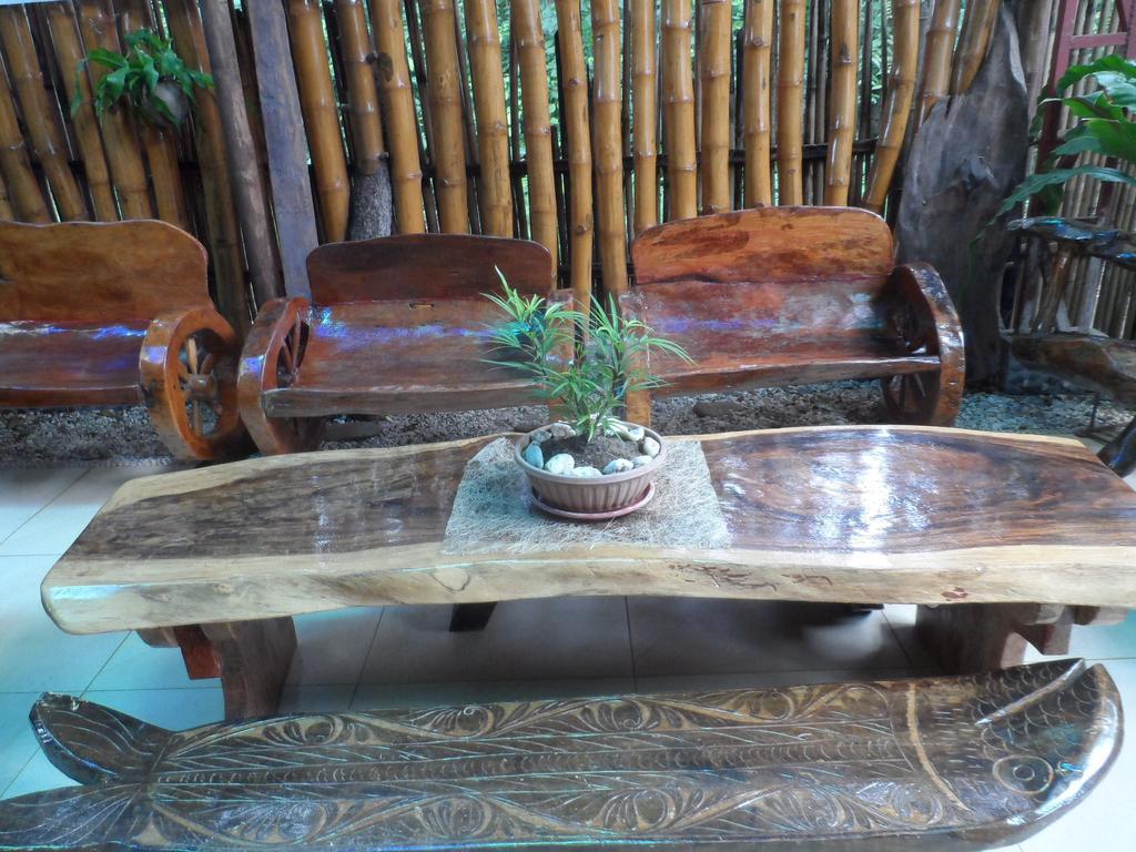 Victoria Guest House And Cottages Puerto Princesa ภายนอก รูปภาพ
