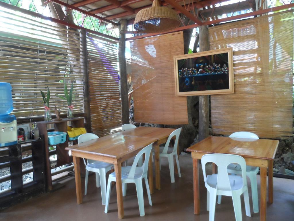 Victoria Guest House And Cottages Puerto Princesa ภายนอก รูปภาพ